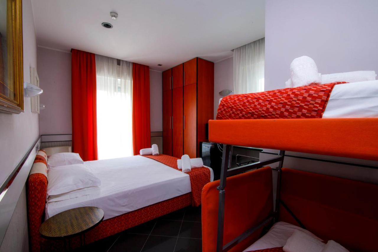 Hotel Derby Ріміні Екстер'єр фото
