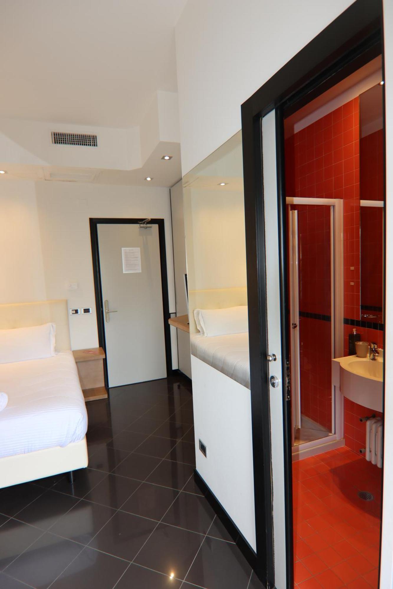 Hotel Derby Ріміні Екстер'єр фото